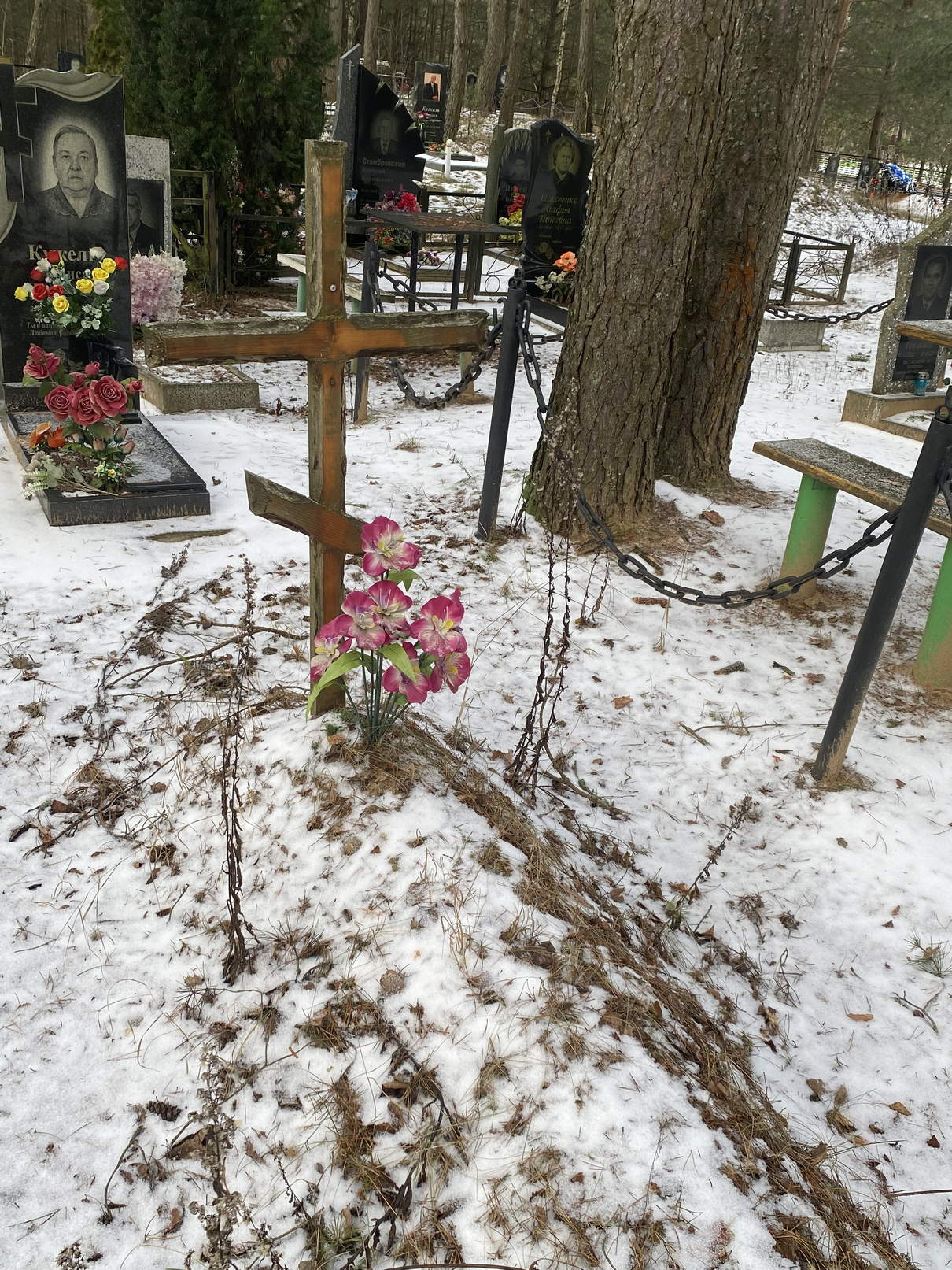 Фотография надгробия