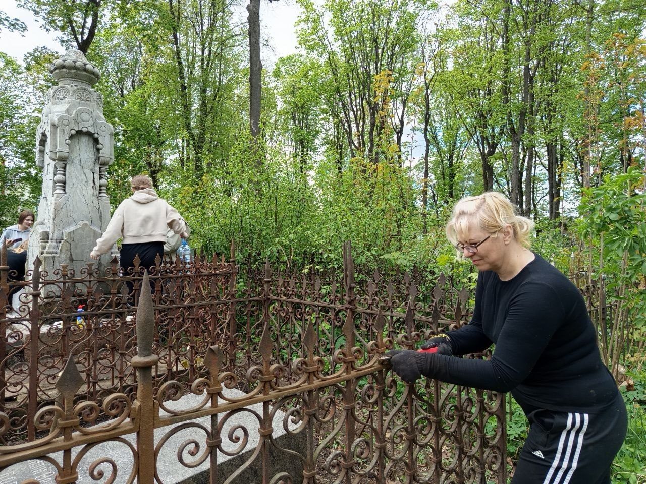 Фотография надгробия