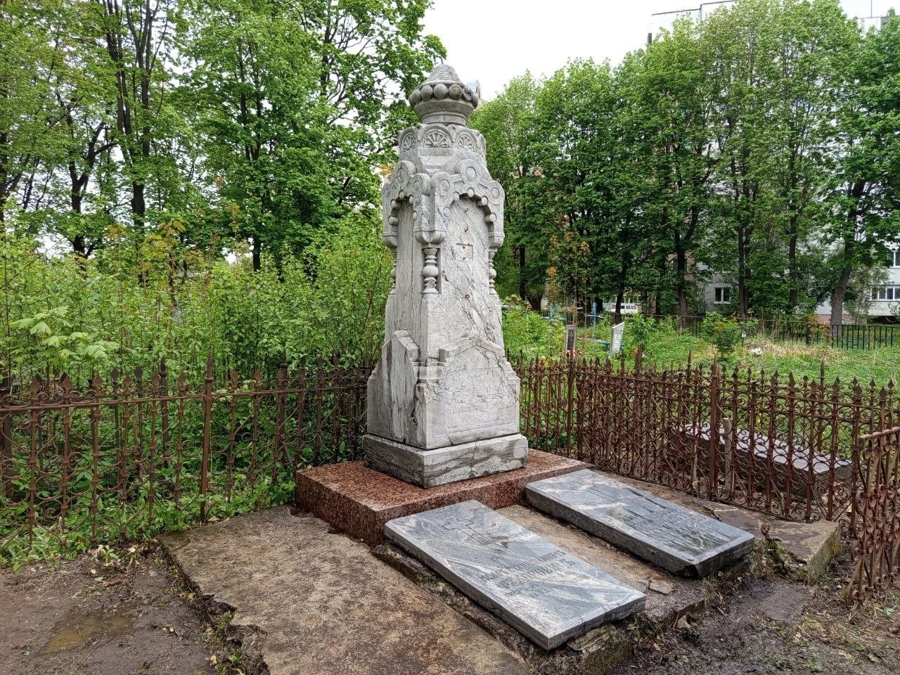 Фотография надгробия