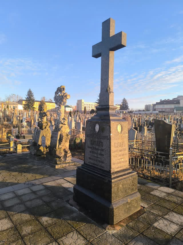 Фотография надгробия